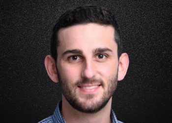 監視器常常什麼都拍不到，Visionary. AI CEO Oren Debbi：AI監視器，守護你的一舉一動