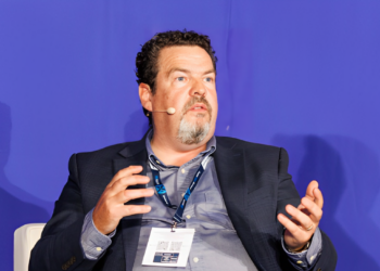 羅技永續長 Robert O'Mahony（圖：羅技)